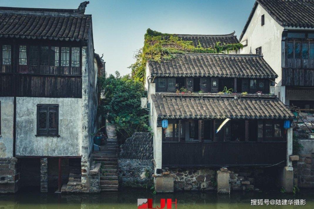 民国的虎王是谁、这个组织又叫极峰、虎王是该组织首领游戏画面